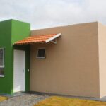 Governo inicia construção de 1,2 mil casas a custo zero