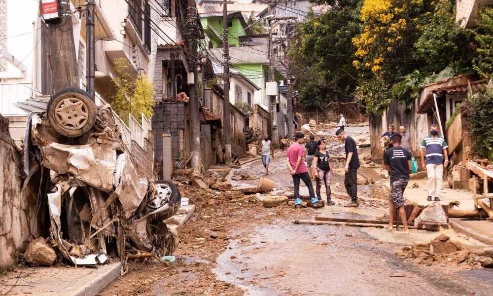 Tragédia em Petrópolis tem 217 mortos