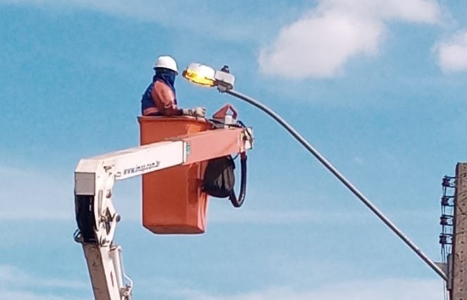 Prefeitura de Goiânia realiza reparos na iluminação pública em 44 bairros, nesta quinta-feira (10/02)