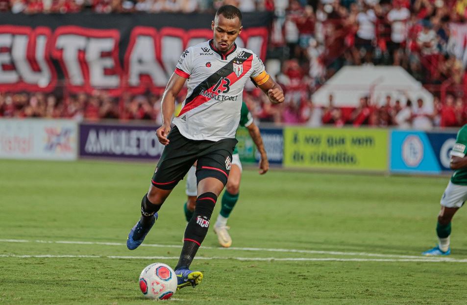 Futebol Goiano: Atlético vence Goiás na 1ª final