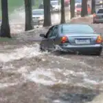 Defesa Civil de Goiânia divulga canais para alertas sobre perigos de chuvas e alagamentos 