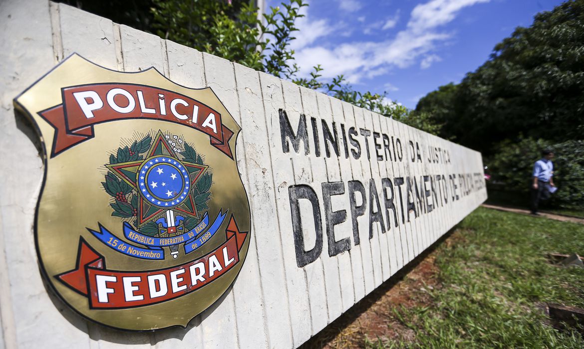 Polícia Federal combate milícia que atua no Grande Rio