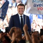 Macron supera desgaste e vence na França.