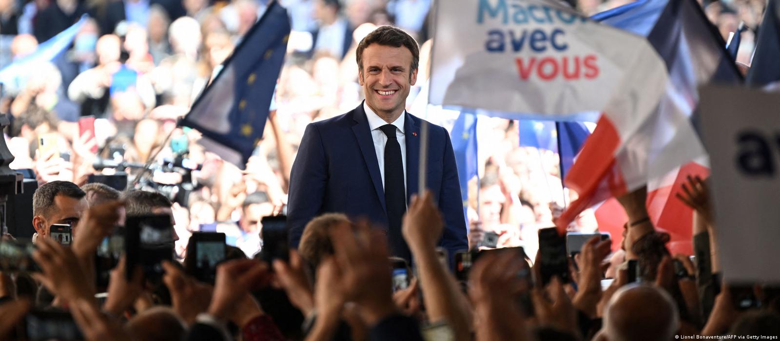 Macron supera desgaste e vence na França.