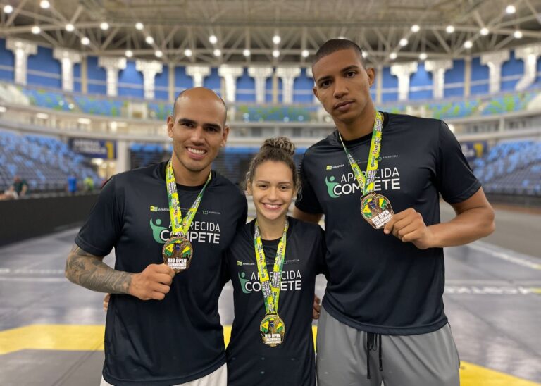 Aparecida fatura três medalhas em competição internacional de taekwondo