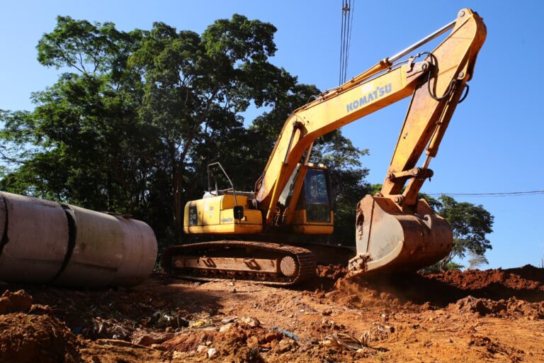 Avançam obras de construção do Eixo Leste-Oeste em Aparecida de Goiânia