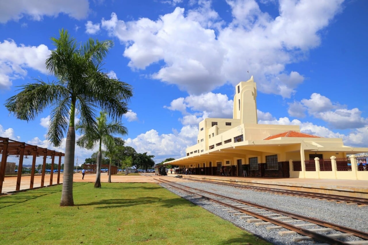 Museu Frei Confaloni sedia abertura do Goiânia Art Déco Festival com exposição de pinturas dos monumentos tombados na capital