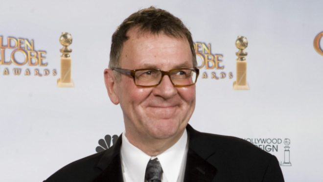 Ator Tom Wilkinson, indicado ao Oscar duas vezes, morre aos 75 anos