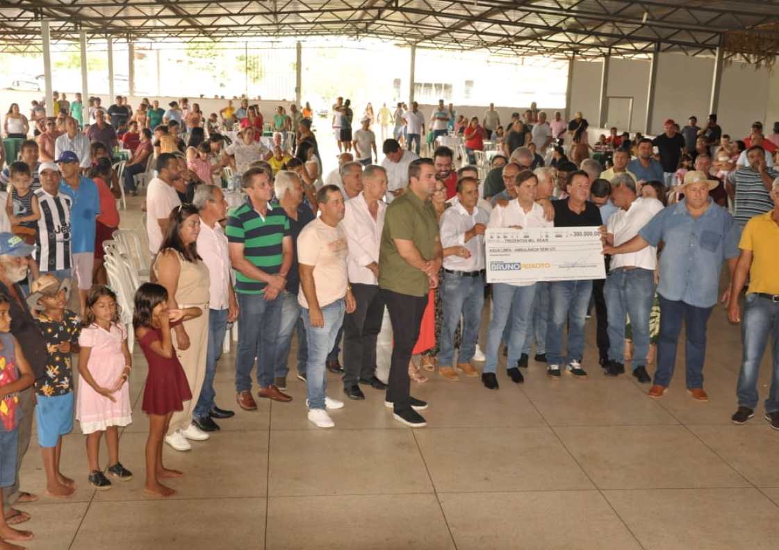 Água Limpa de Goiás: Presidente da Assembleia Legislativa Bruno Peixoto visita cidade para entrega benefícios para a comunidade agua-limpense