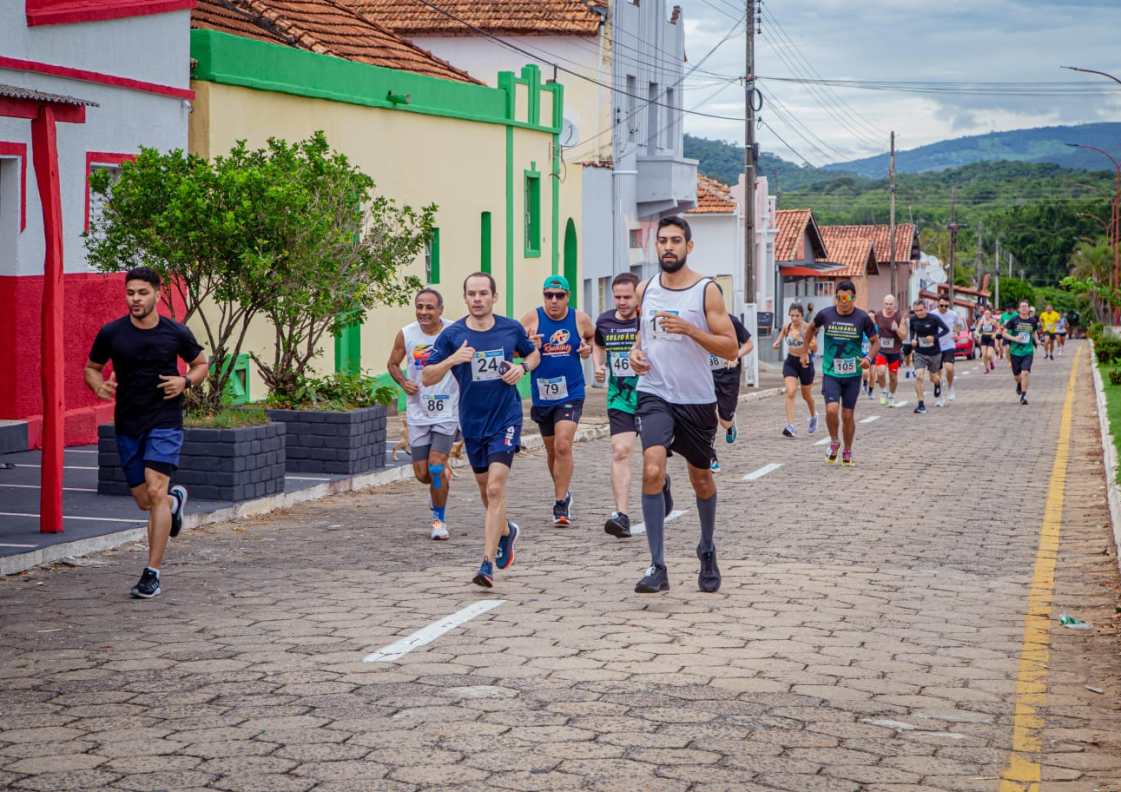 Anhanguera: Voluntários realizam 1ª Corrida Solidária no Caminho do Bandeirante em prol ao Hospital de Amor de Barretos