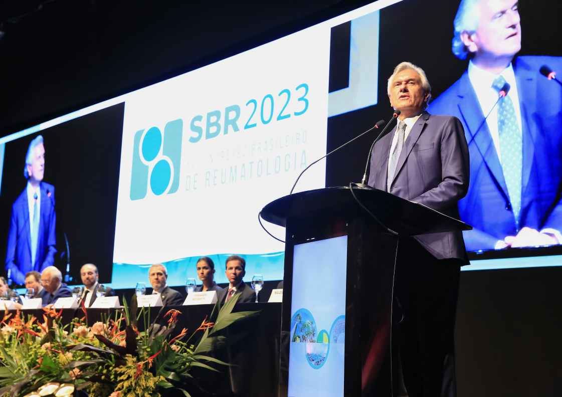 Caiado destaca avanços da medicina goiana na abertura do 40º Congresso Brasileiro de Reumatologia