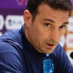 Campeão mundial, Scaloni diz que seguirá como técnico da Argentina