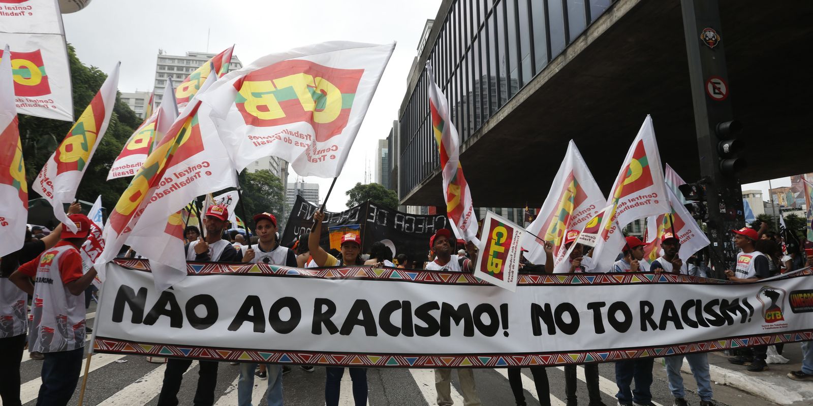 Consulta do governo sobre comunicação antirracista acaba neste sábado