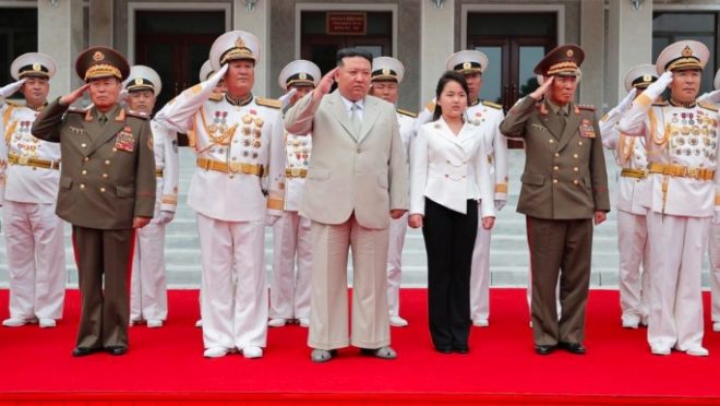 Coreia do Norte reconstrói seus postos de controle na fronteira com o Sul