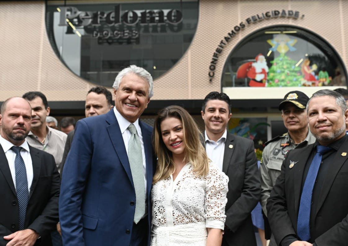 Em visita à Perdomo Doces, Caiado elogia eficiência de investigação das forças de segurança de Goiás