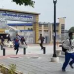 Equador vive cenas de guerra e terror em meio à crise na segurança