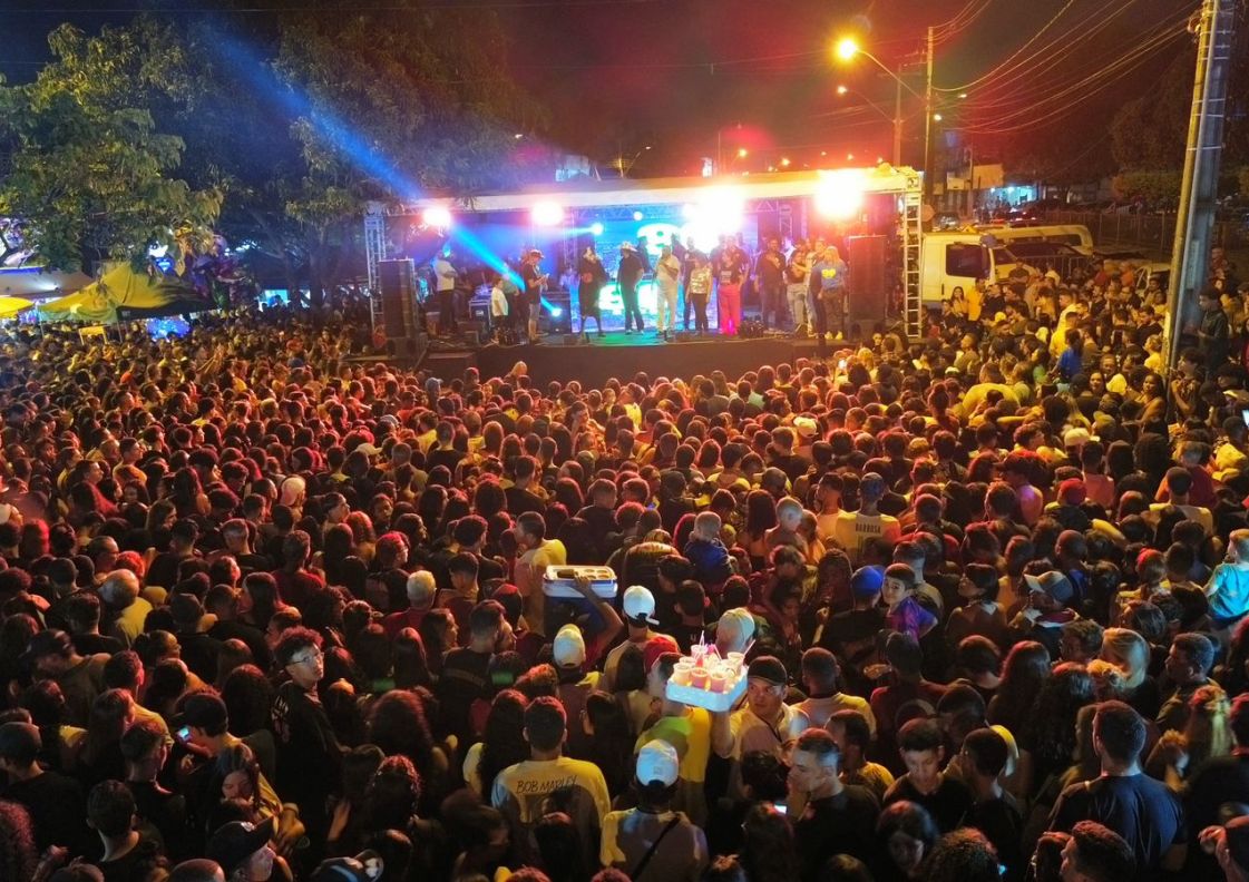 Goiânia 90 anos: Jiraya uai anima público de 8 mil pessoas no Jardim Balneário Meia Ponte, com apresentação na carreta show