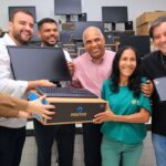 Goiânia: Rogério Cruz ao lado do Presidente da Câmara Romário Policarpo entrega 150 computadores e 60 ares-condicionados à Amma