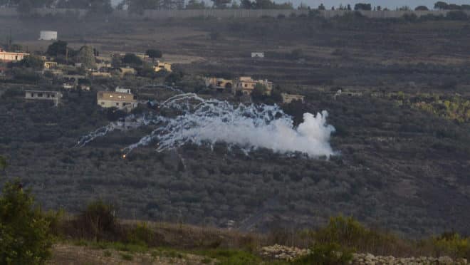 Israel atinge postos do Hezbollah após sofrer ataques com drones