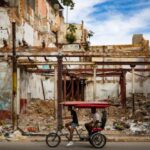 Novo plano econômico de Cuba promete afundar ainda mais país na crise