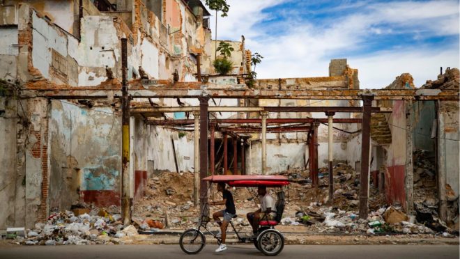 Novo plano econômico de Cuba promete afundar ainda mais país na crise