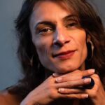 Presença de trans nas artes reduz preconceito, afirma Renata Carvalho