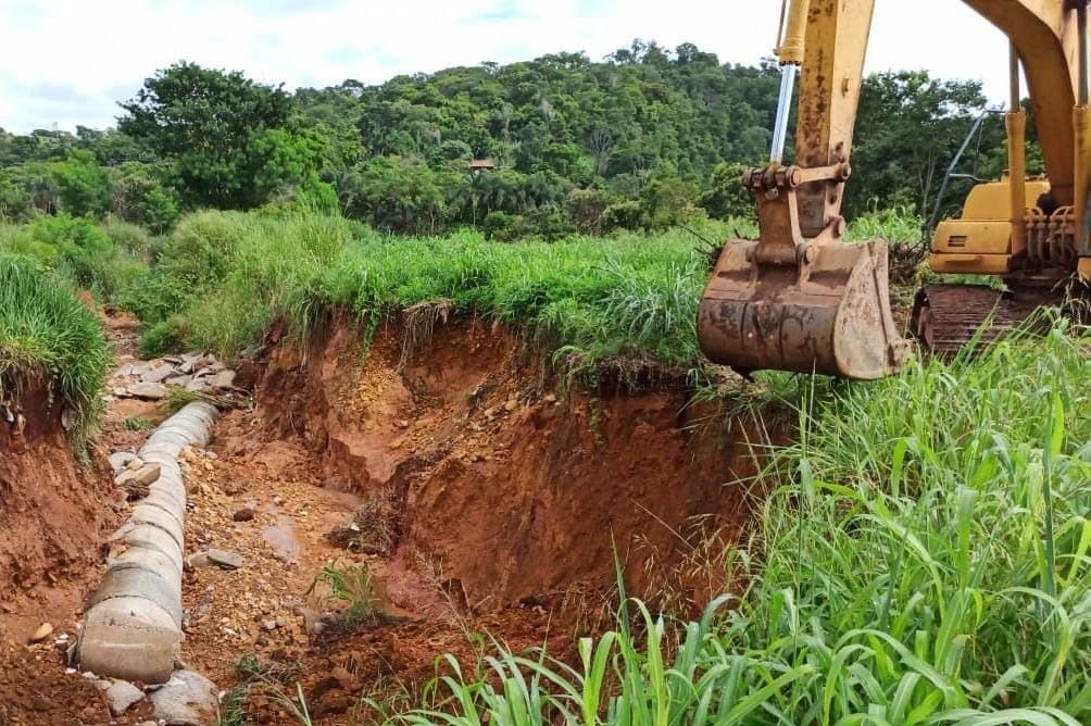 Prefeitura de Goiânia recupera erosão no Conjunto Vera Cruz 6