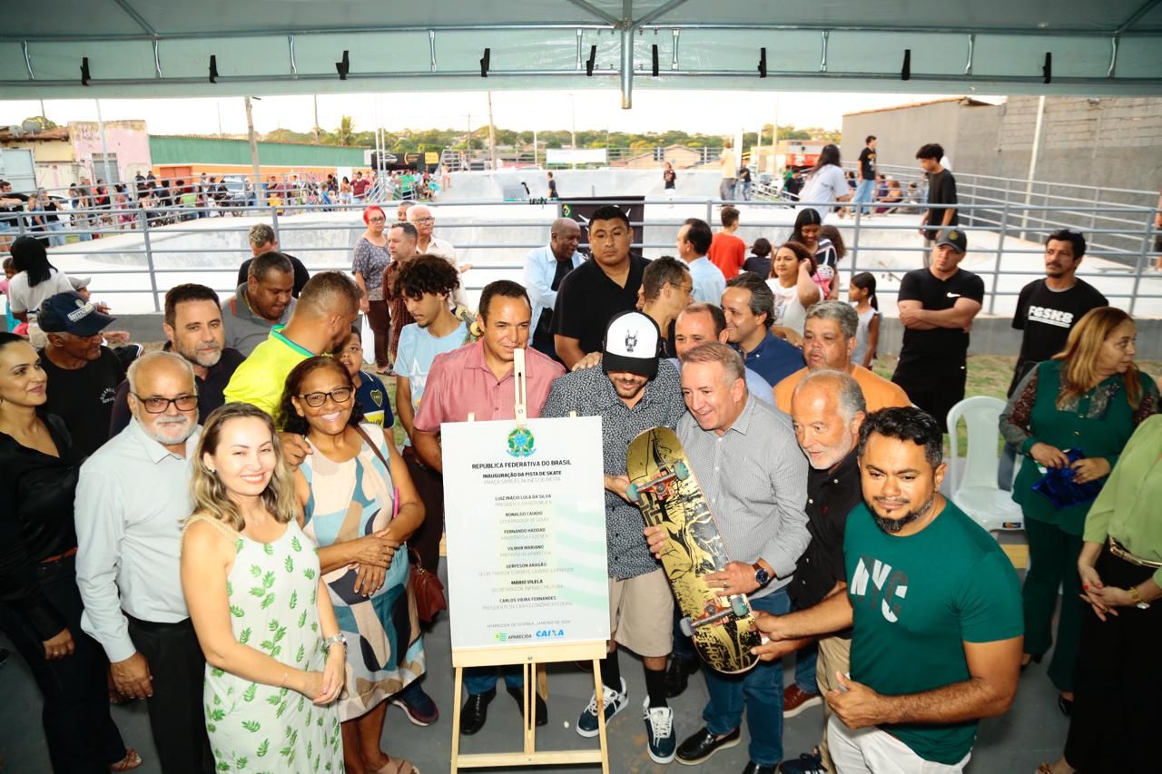 Prefeito Vilmar Mariano inaugura pista de skate do Parque das Nações