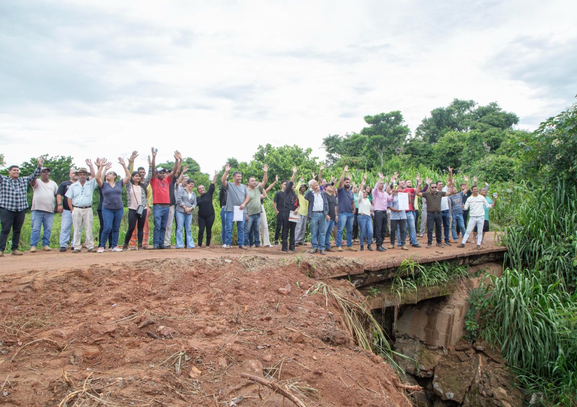 Anhanguera: Prefeito Marcelo Paiva assina ordem de serviço para construção de ponte na zona rural