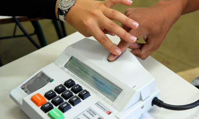 É obrigatório fazer biometria para votar nas Eleições 2024?