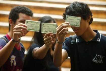 Juventude desperta para a política e número de eleitores com menos de 18 anos volta a crescer em Goiás