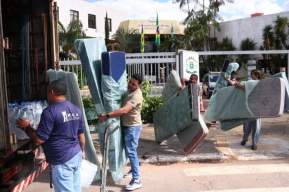 Em parceria com Correios, Câmara de Goiânia envia doações ao Rio Grande do Sul