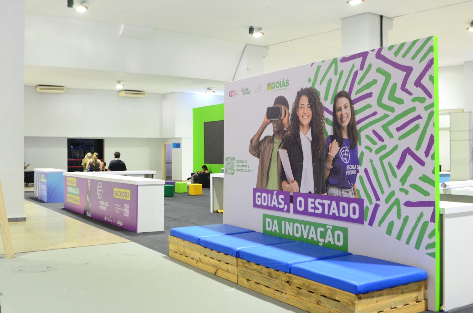 Governo de Goiás apresenta programas tecnológicos inovadores na ExpoFavela 2024