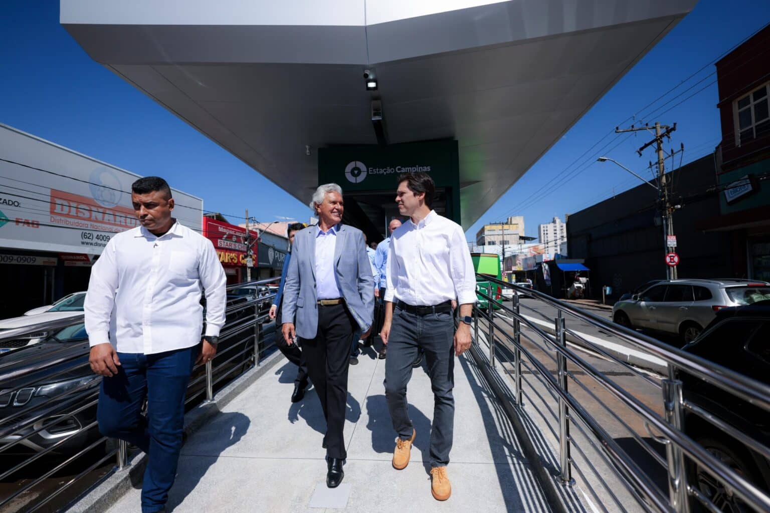 Caiado inaugura três novas estações do Eixo Anhanguera, com R$ 8,4 milhões em investimentos