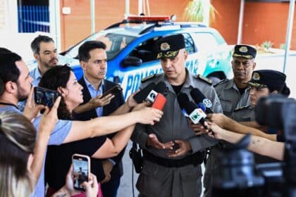 Governo de Goiás endurece controle do programa Bolsa Uniforme