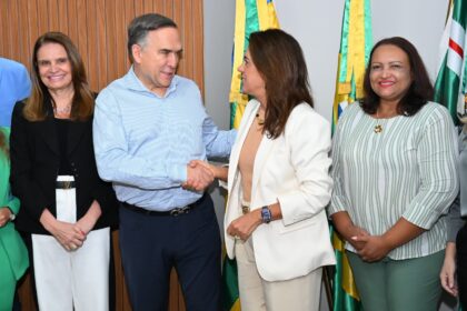 Prefeito Sandro Mabel e Gracinha Caiado estabelecem parceria para políticas sociais em Goiânia