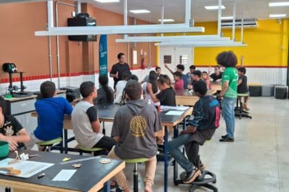 Governo de Goiás abre 1.500 vagas para cursos gratuitos de robótica
