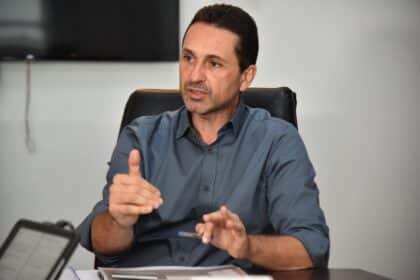 Prefeito Vilela antecipa pagamento dos aposentados e pensionistas de Aparecida