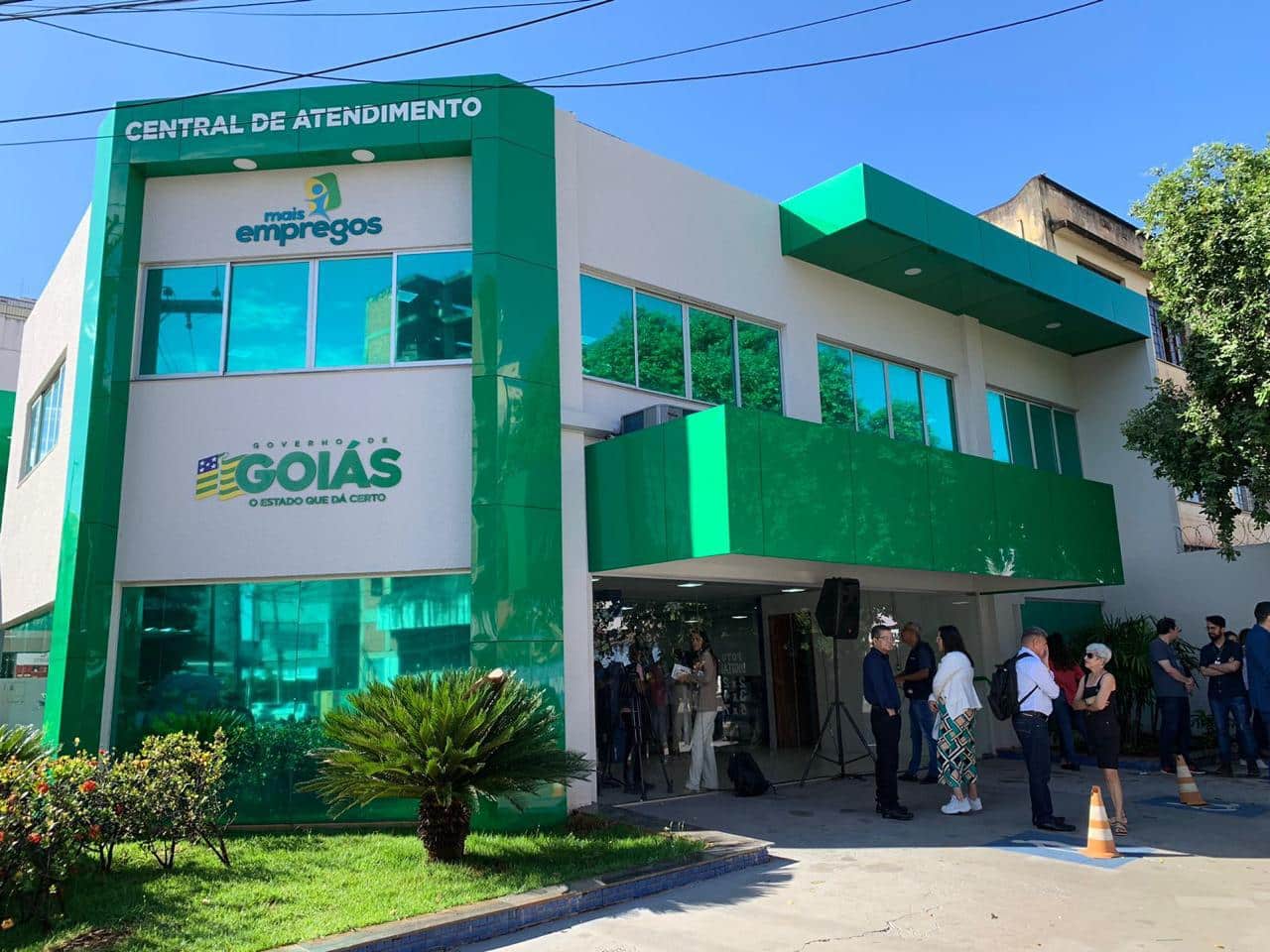 Governo de Goiás promove mutirão com mais de 1.000 vagas de emprego 