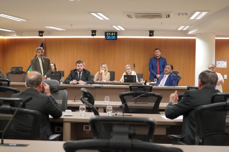 CCJ aprova decreto de calamidade financeira em Goiânia