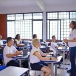 Governo de Goiás investe R$ 1,3 milhão na formação de professores para fortalecer ciência e inovação