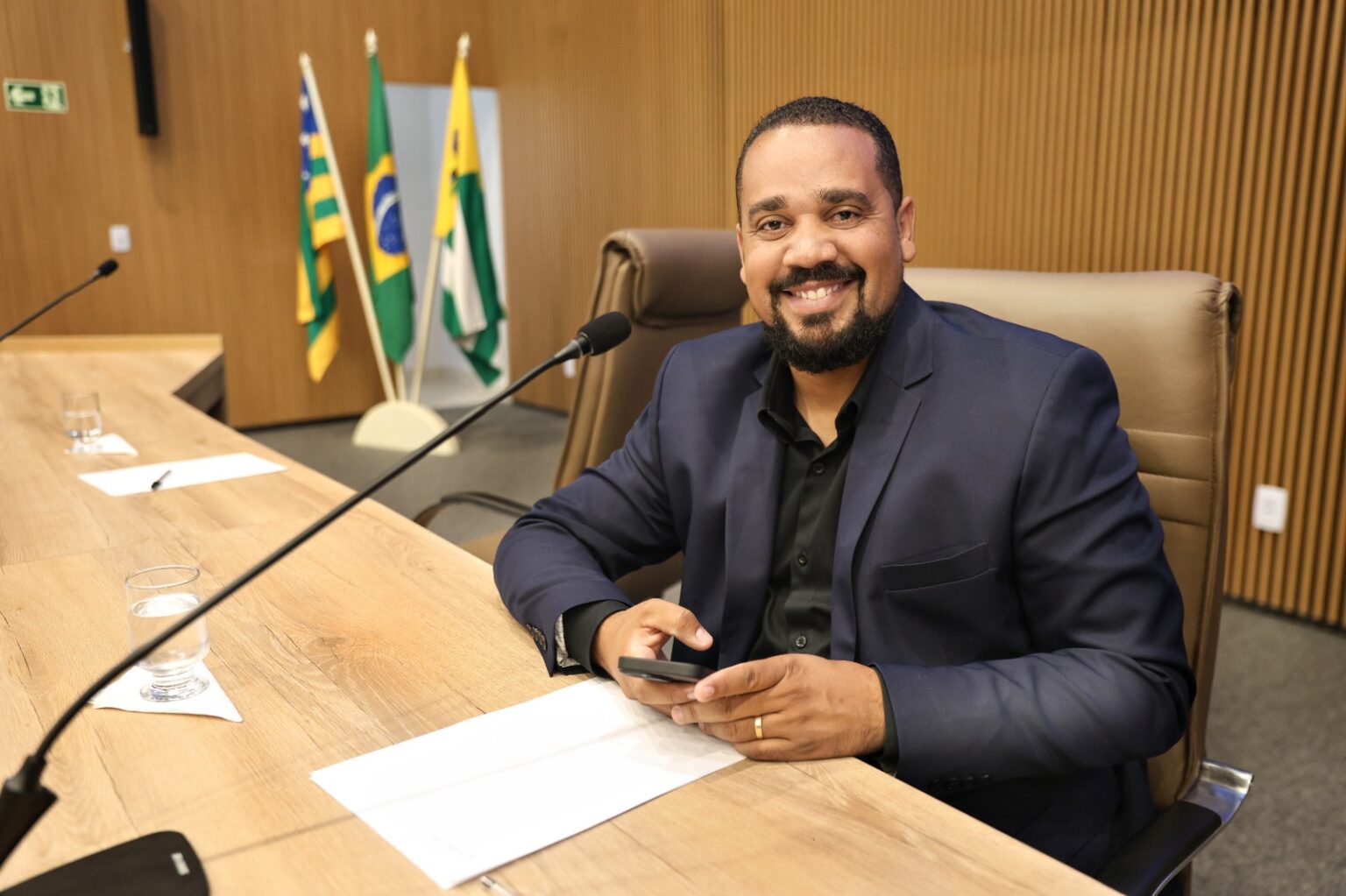Câmara de Aparecida de Goiânia realiza sessão solene em homenagem ao Dia Internacional da Mulher