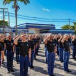 Governo de Goiás dá início a curso de formação de novos policiais militares e entrega honraria a cadetes
