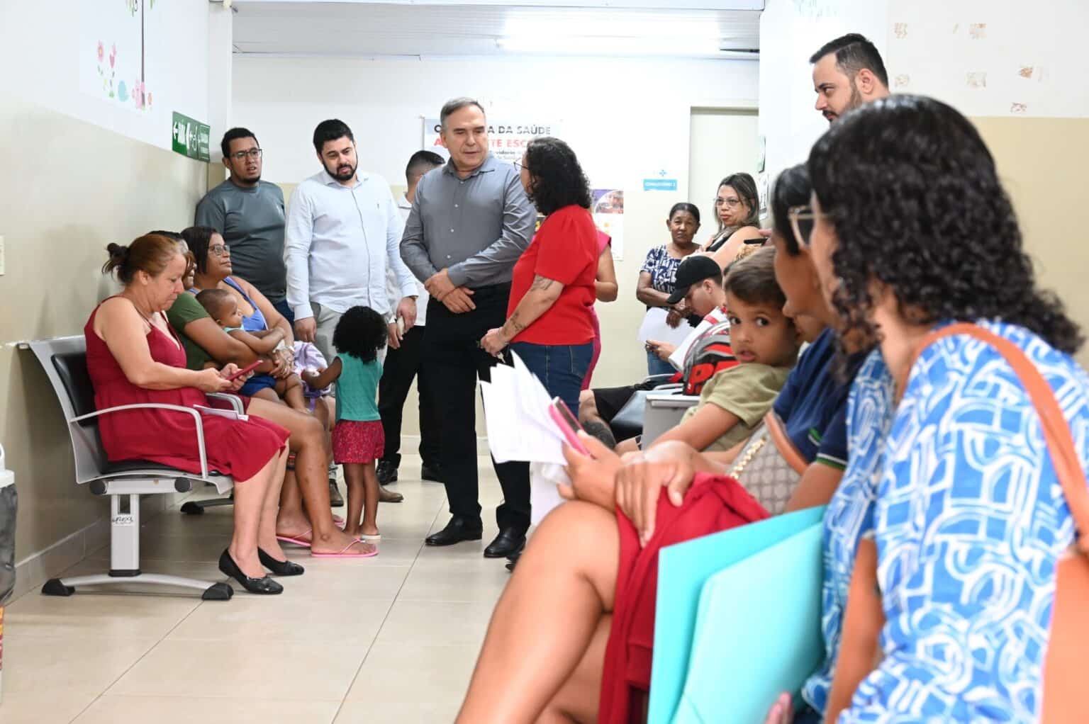 Prefeito Mabel amplia leitos de UTI, reforça equipe e garante atendimento infantil 24h em Goiânia