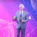 Caiado destaca força do setor supermercadista durante entrega do Carrinho de Ouro 2025