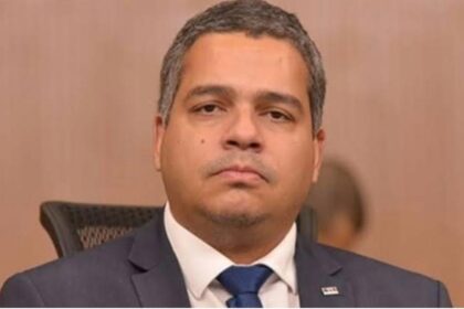 Kowalsky Ribeiro, procurador-geral da Câmara de Goiânia pede exoneração após discussão com assessor de vereador