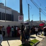 Servidores da Educação de Aparecida voltam às ruas para reivindicar melhorias