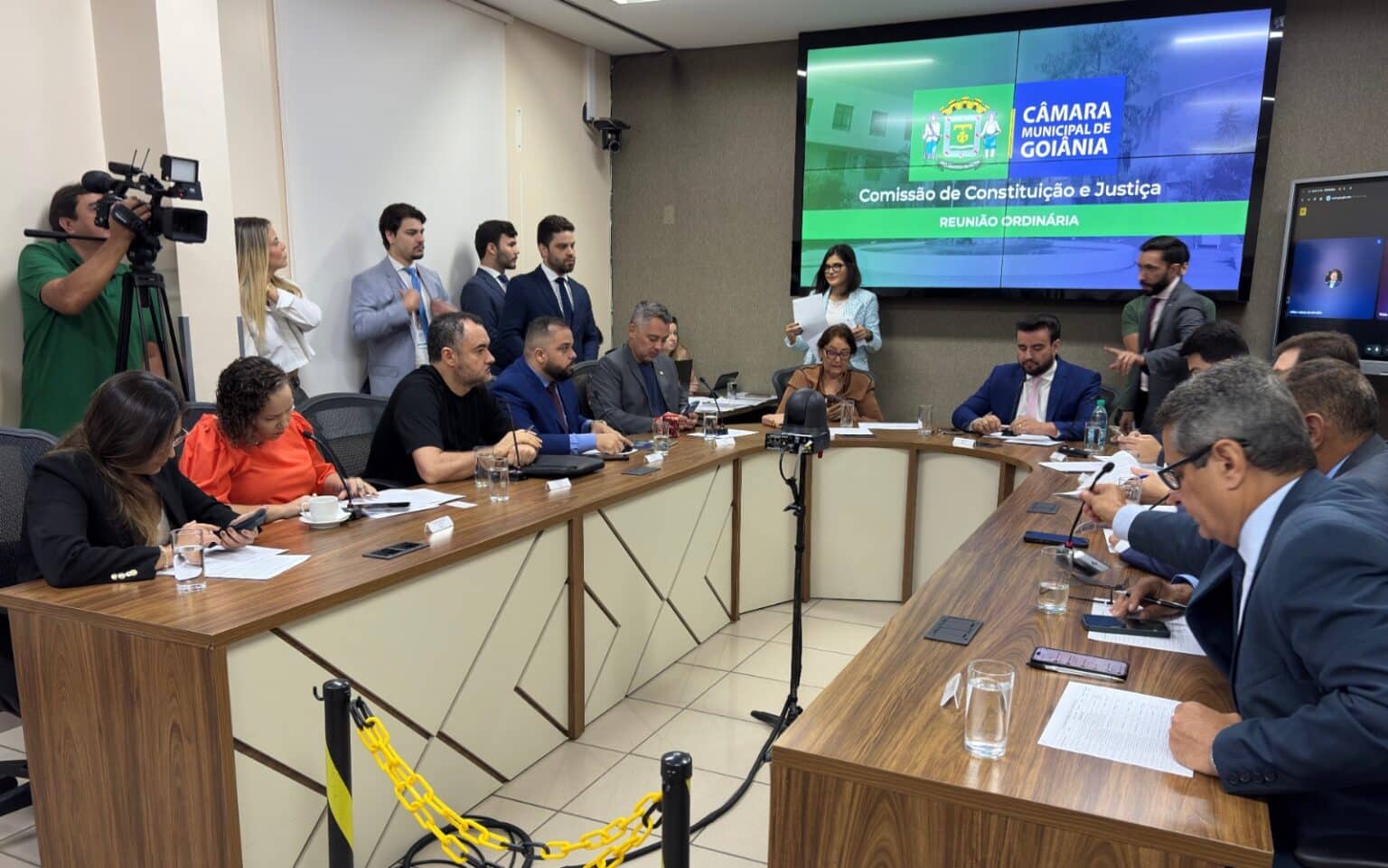 CCJ de Goiânia suspende análise de crédito de R$ 10 milhões para infraestrutura por falta de detalhamento