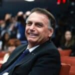 Bolsonaro recebe título de Cidadão Aparecidense: evidência de força política local