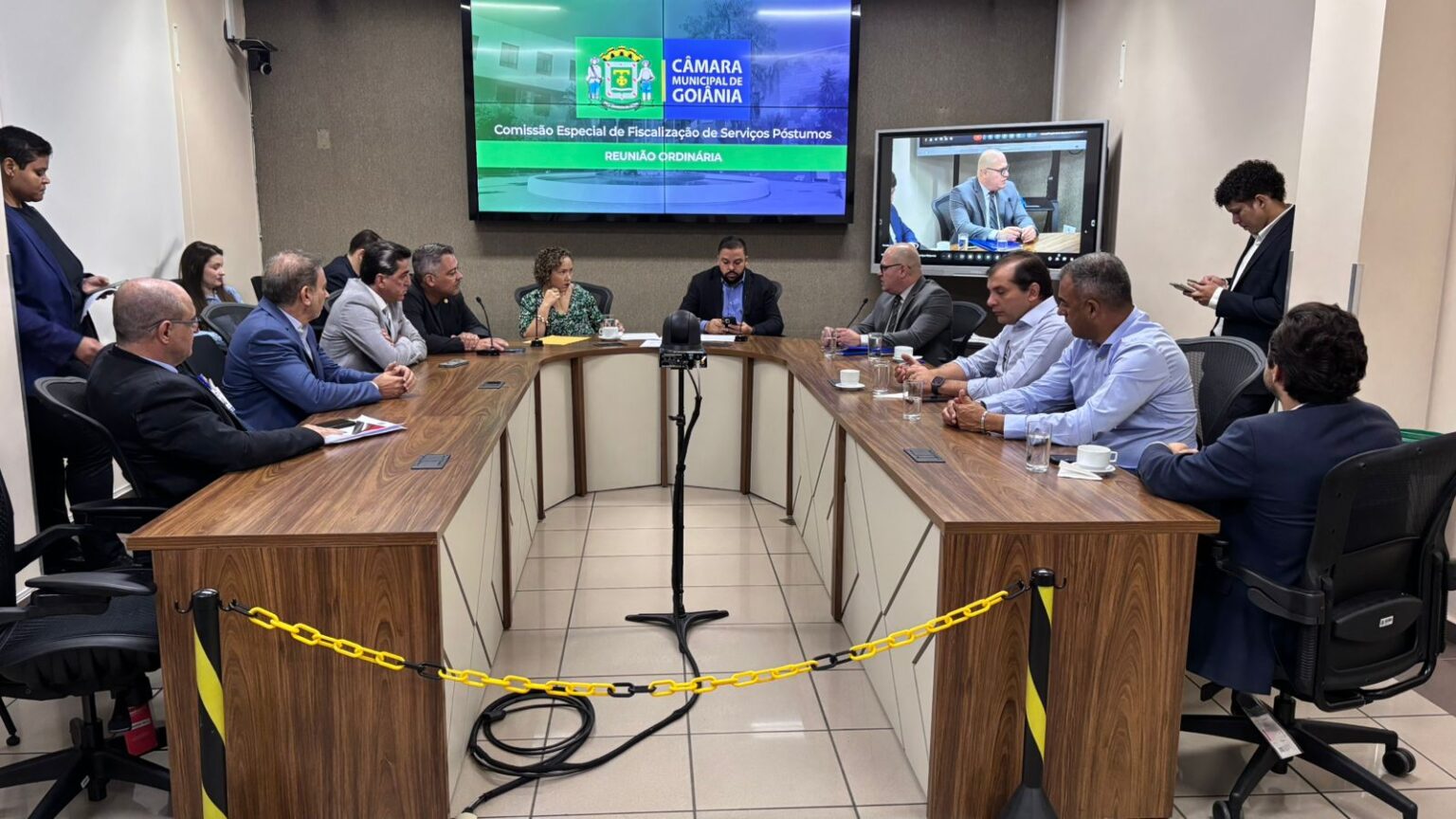 Vereadores e Executivo Municipal estreitam o cerco à deterioração dos cemitérios públicos de Goiânia